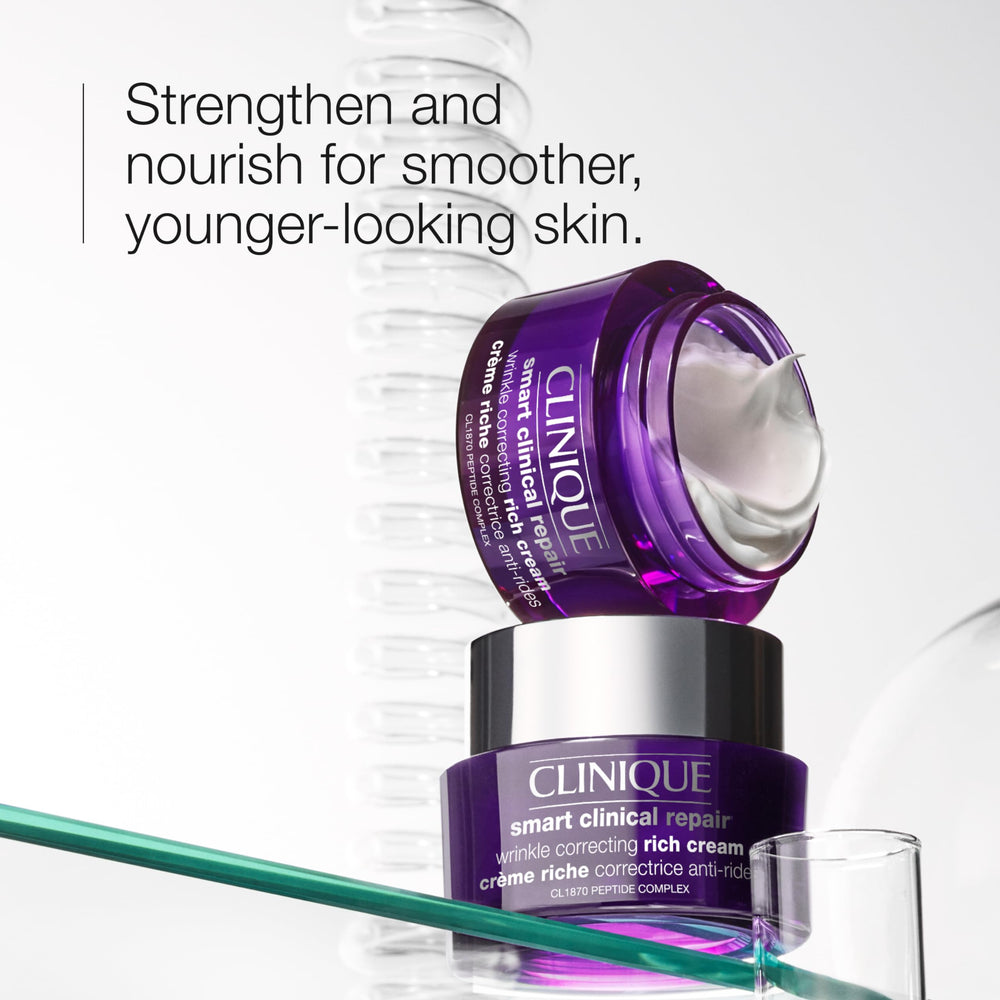 Clinique close-up cream texture highlighting rich emollience and instant hydration