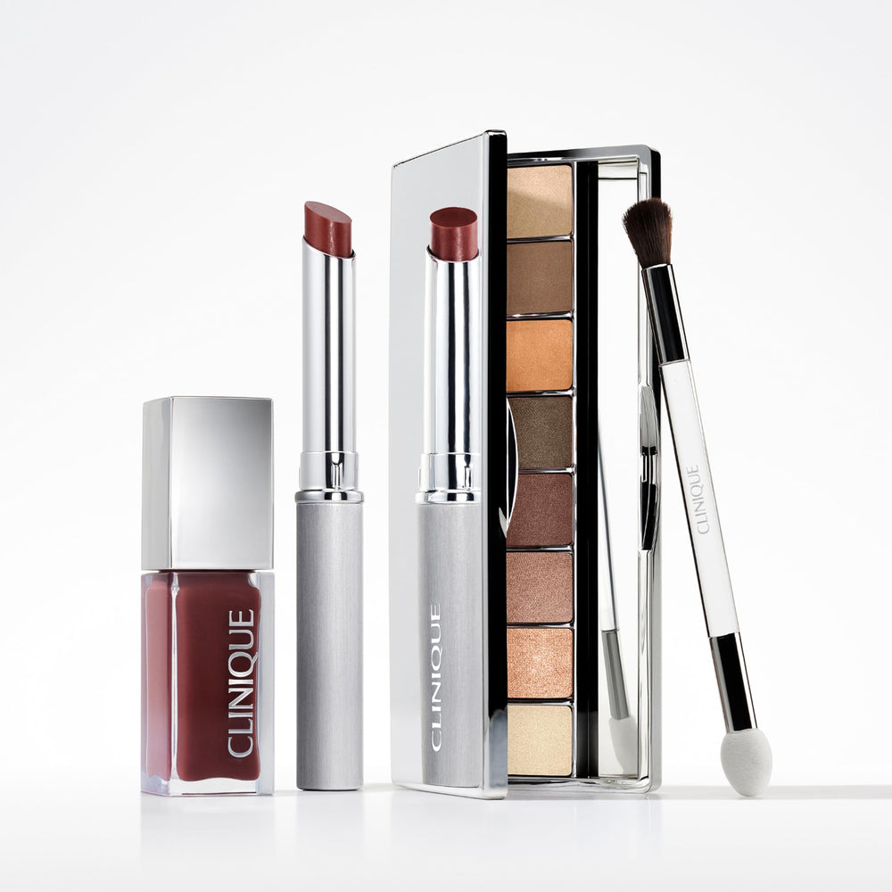 Clinique dual-ended sponge applicator in compact demonstrating easy on-the-go application