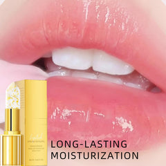 Coellyo Lipstick lifestyle image outdoors with smiling model showing lasting color