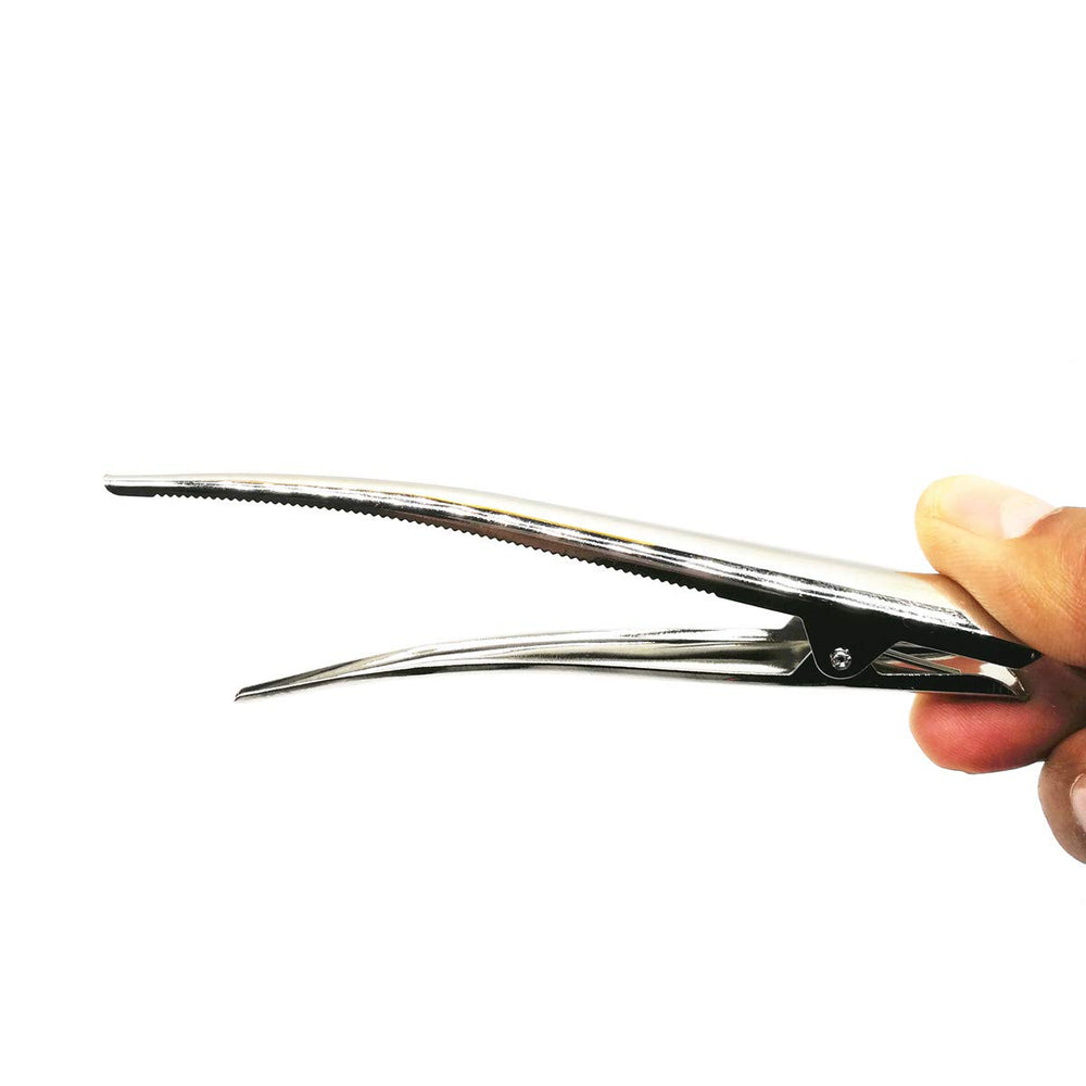 CONOFA clip holding hair during styling to section and create sleek looks