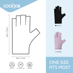 COOLJOB gloves worn by hiker outdoors offering sun protection and lightweight comfort
