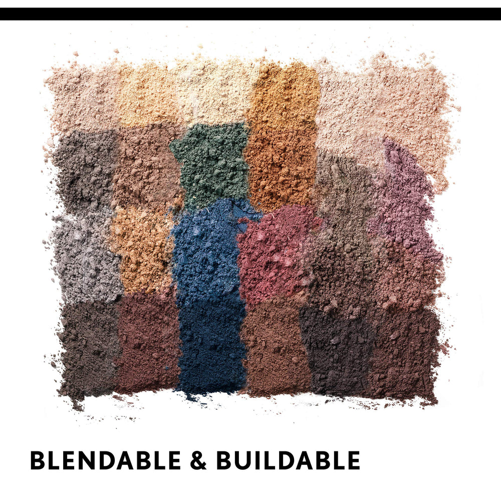 COVERGIRL Jetsetter held in hand showing compact size and on-the-go convenience benefit