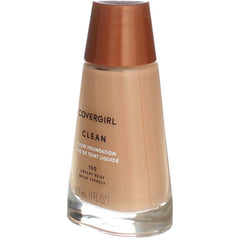 COVERGIRL lifestyle portrait of model wearing foundation for natural look