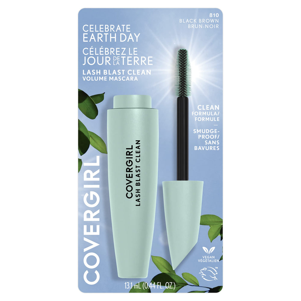 COVERGIRL mascara applied on lashes showing fuller conditioned finish