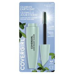 COVERGIRL mascara applied on lashes showing fuller conditioned finish
