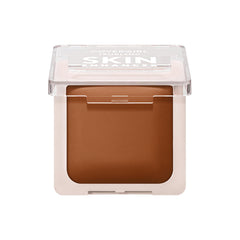 COVERGIRL open compact exposing baked powder pan with smooth finish to demonstrate texture