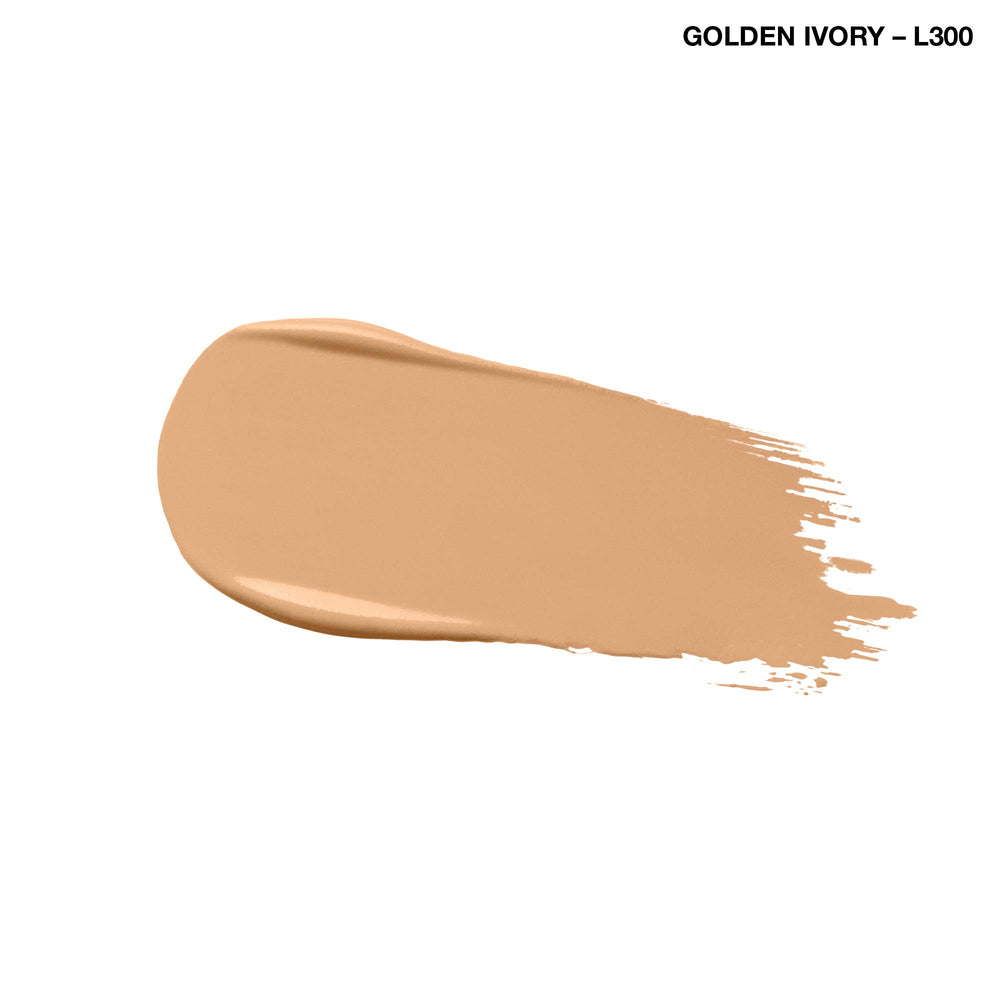 COVERGIRL large doe-foot applicator close-up for precise, even product placement
