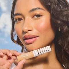 COVERGIRL in a makeup bag lifestyle scene for everyday use benefit