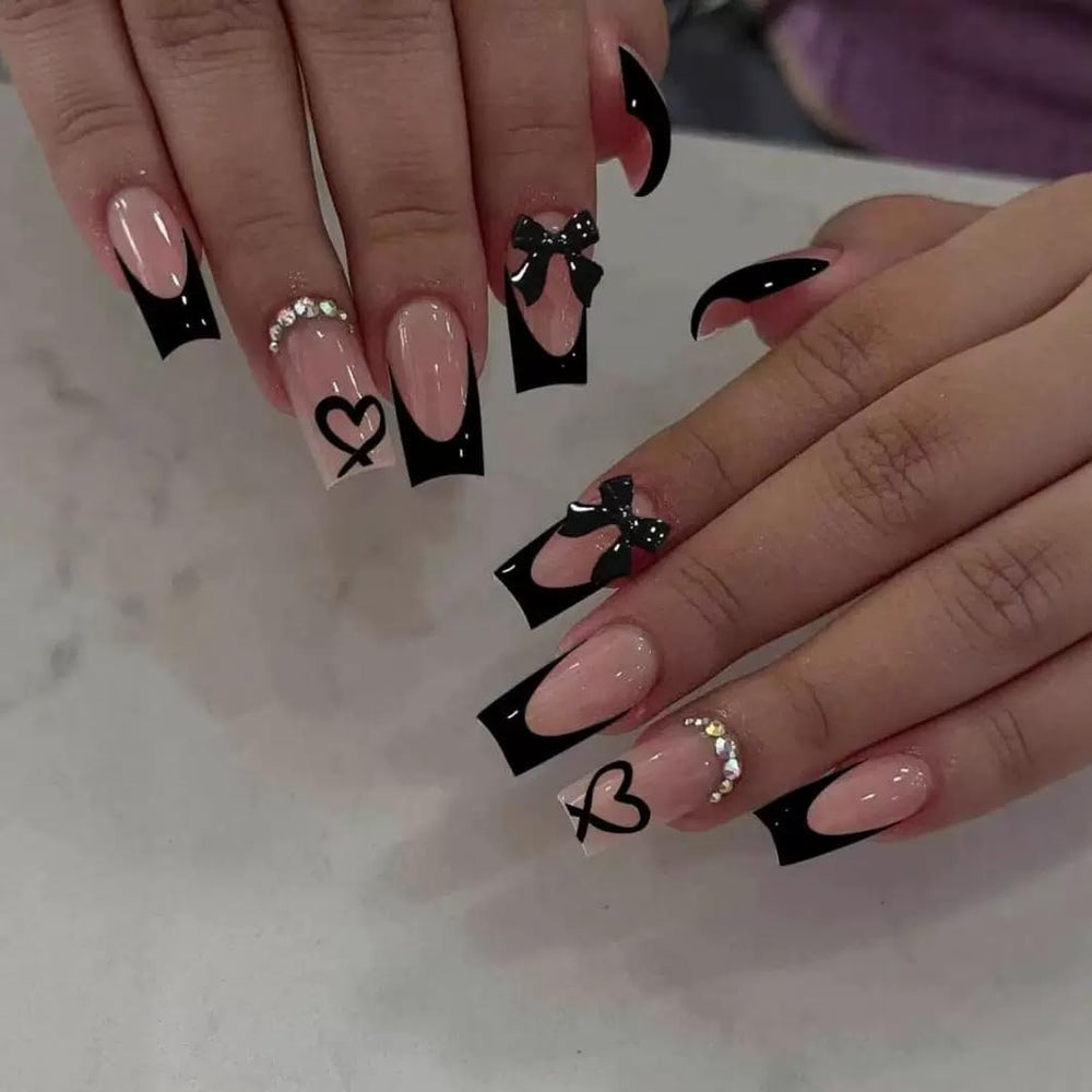 CTTHNBD front packaging showing full 24-piece coffin nail kit and benefits