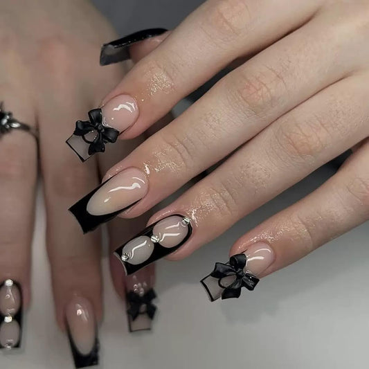 CTTHNBD front packaging showing black French tip set and included accessories for convenience