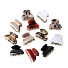 Cuizhiyu front packaging showing 12 floral acrylic clips, useful for outfit variety