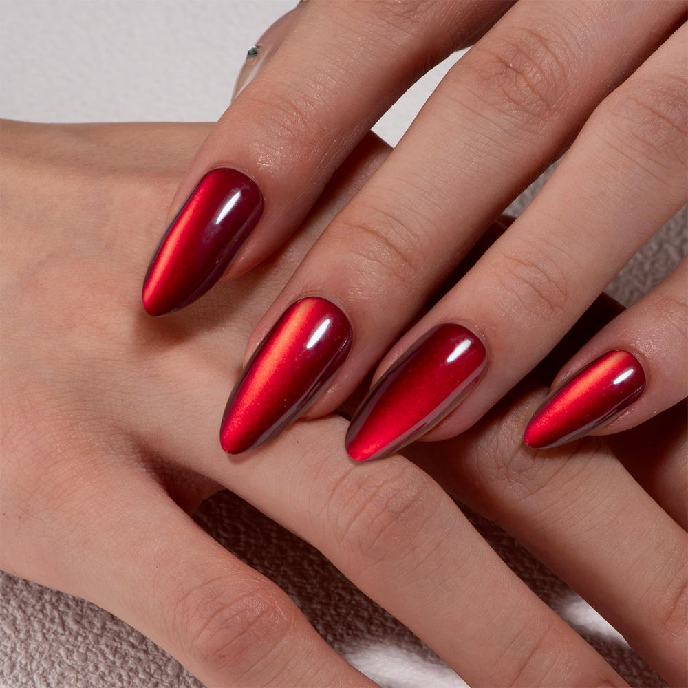 CurvLife close-up of almond-shaped nail showing smooth fit and flexibility