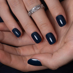 CurvLife close-up of soft gel texture highlighting natural curve and comfort