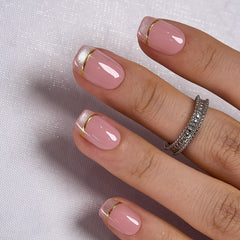 CurvLife close-up of cat eye finish highlighting reflective depth and shine