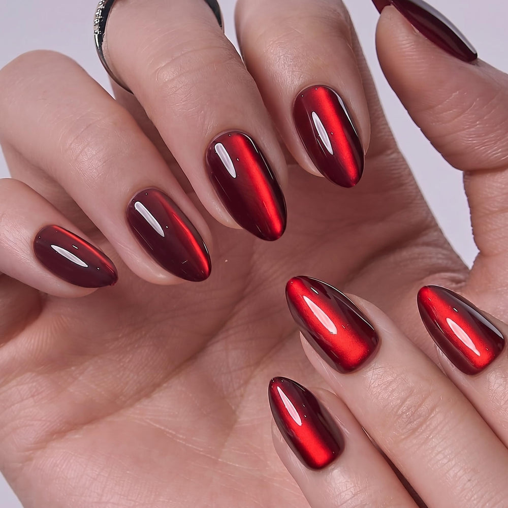 CurvLife close-up of glossy UV gel finish on tip conveying long-lasting shine