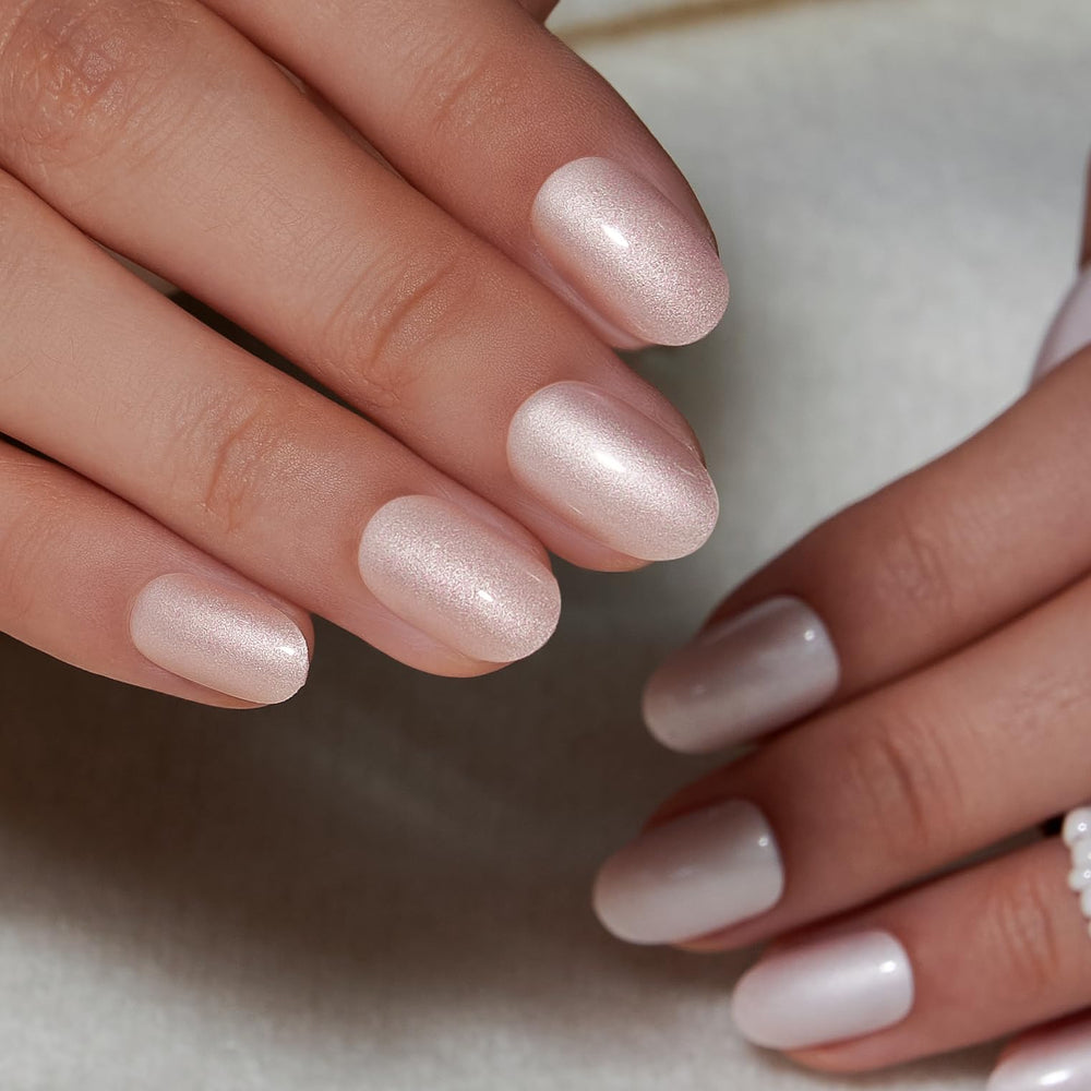 CurvLife close-up of pearly shimmer texture highlighting glossy finish