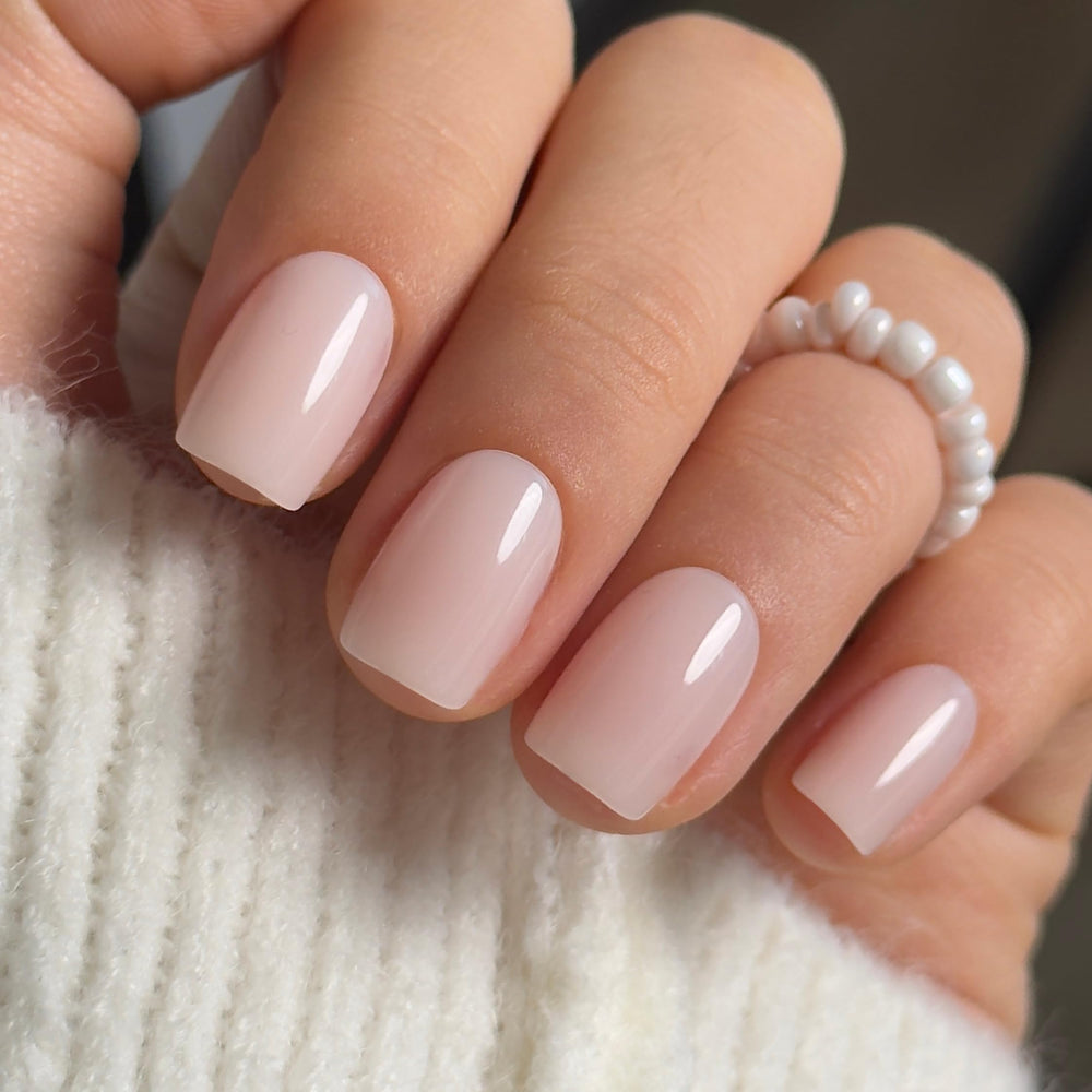CurvLife front packaging showing apricot polka-dot French nails and instant polish