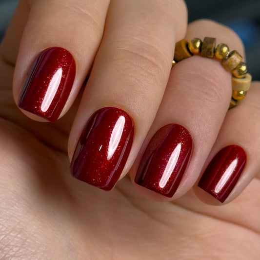 CurvLife front packaging showing grayish-red design and fast salon finish benefit