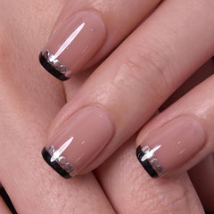 CurvLife full 32-piece nail set laid out for size selection convenience