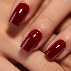 CurvLife display of 16 nail sizes offering a custom fit for varied nail beds