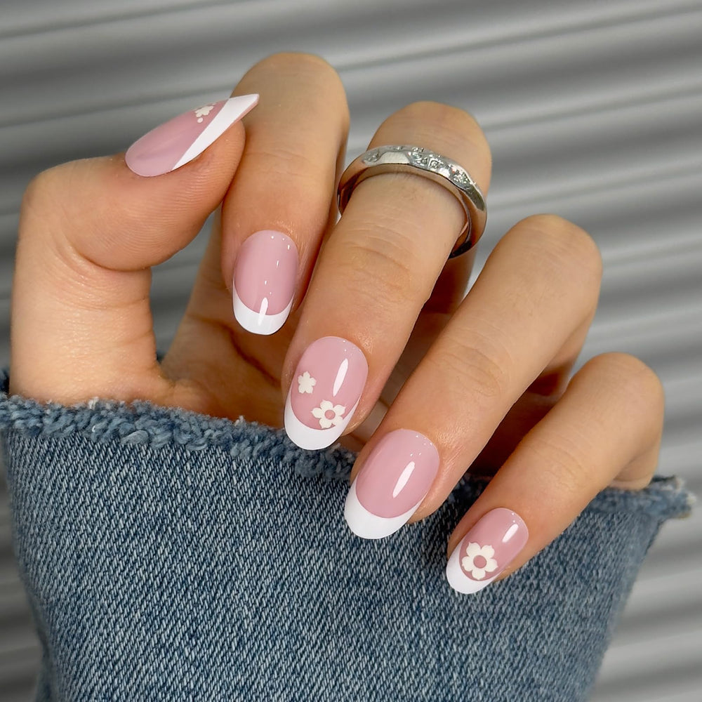 CurvLife Pure Bloom close-up of soft-gel texture highlighting smooth glossy finish