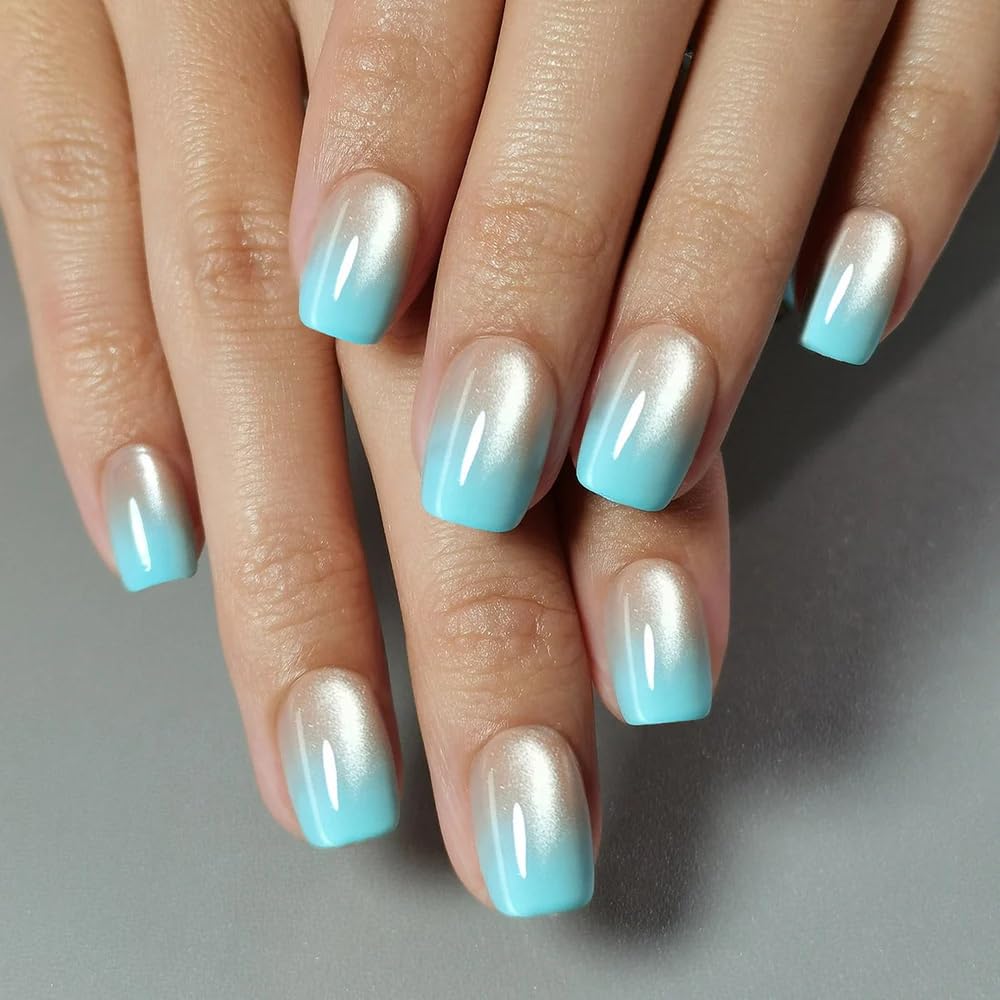 CurvLife nails on hand for scale demonstrating lightweight 0.25oz comfort benefit