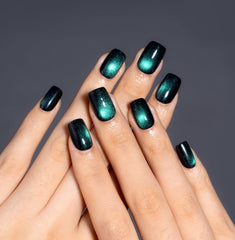 CurvLife side profile highlighting ultra-thin 0.3mm edge benefit: seamless blend at cuticle