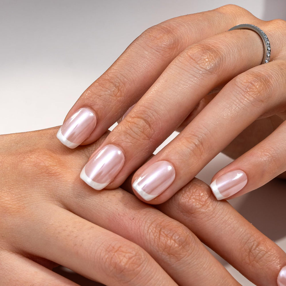 Curvlife side profile demonstrating soft-gel flexibility for comfortable natural fit