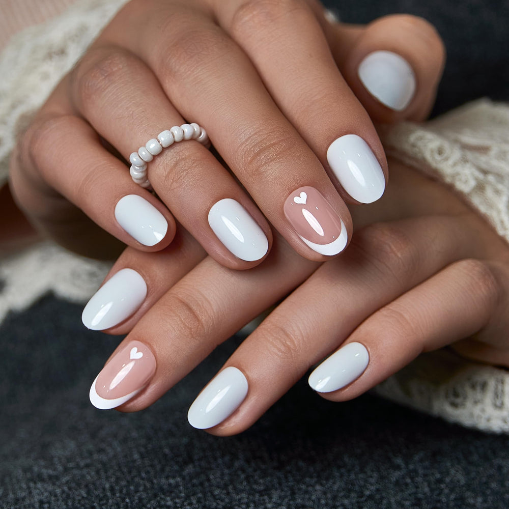 CurvLife nails size comparison on fingers showing custom fit and seamless cuticle line