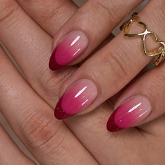 CurvLife soft-gel texture detail showcasing glossy finish benefit