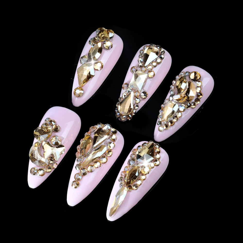 Cycullinyt arranged 3D shapes display illustrating variety for creative nail designs