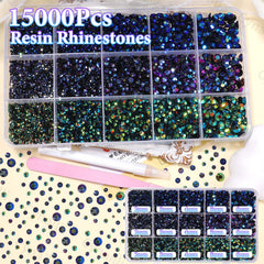 Cynailli close-up of 4mm–6mm rhinestone facets highlighting rich dark AB shimmer