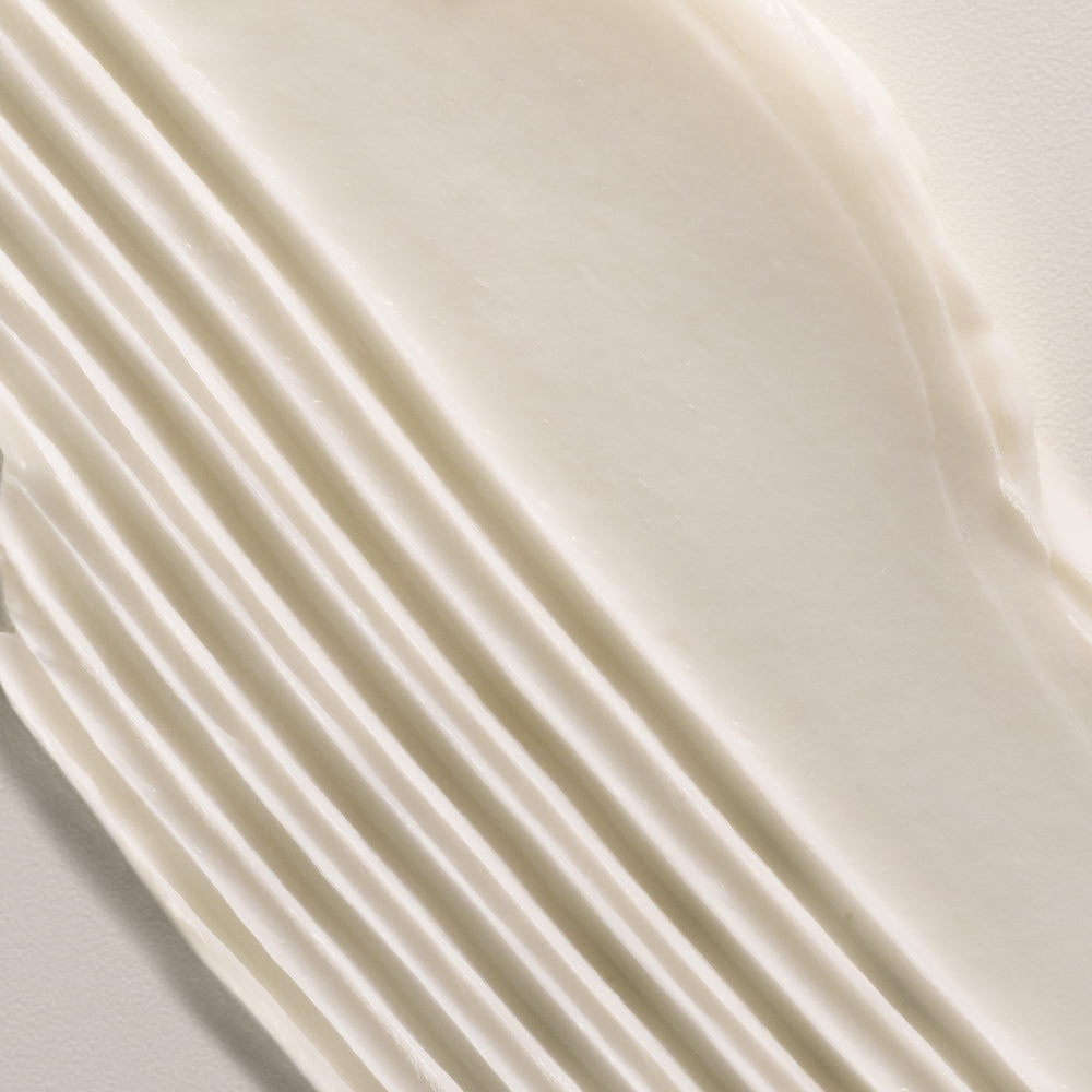 Davines LOVE Curl applied in shower demonstrating easier comb-through