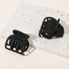 DEEKA in pouch travel ready compact clips for on-the-go styling