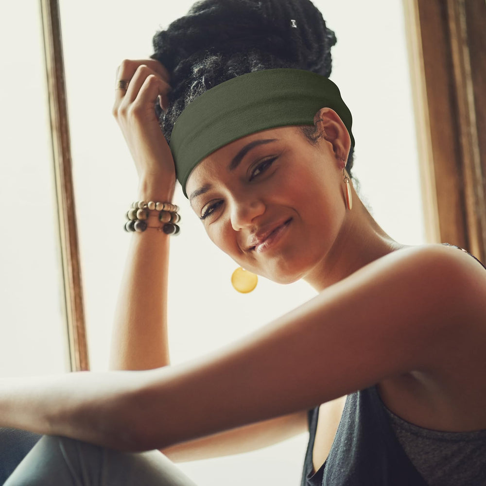 DiyJibb headband in a running scene keeping sweat away from eyes