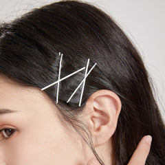 Dofash sixty white pins spread out to display uniform color and consistent size