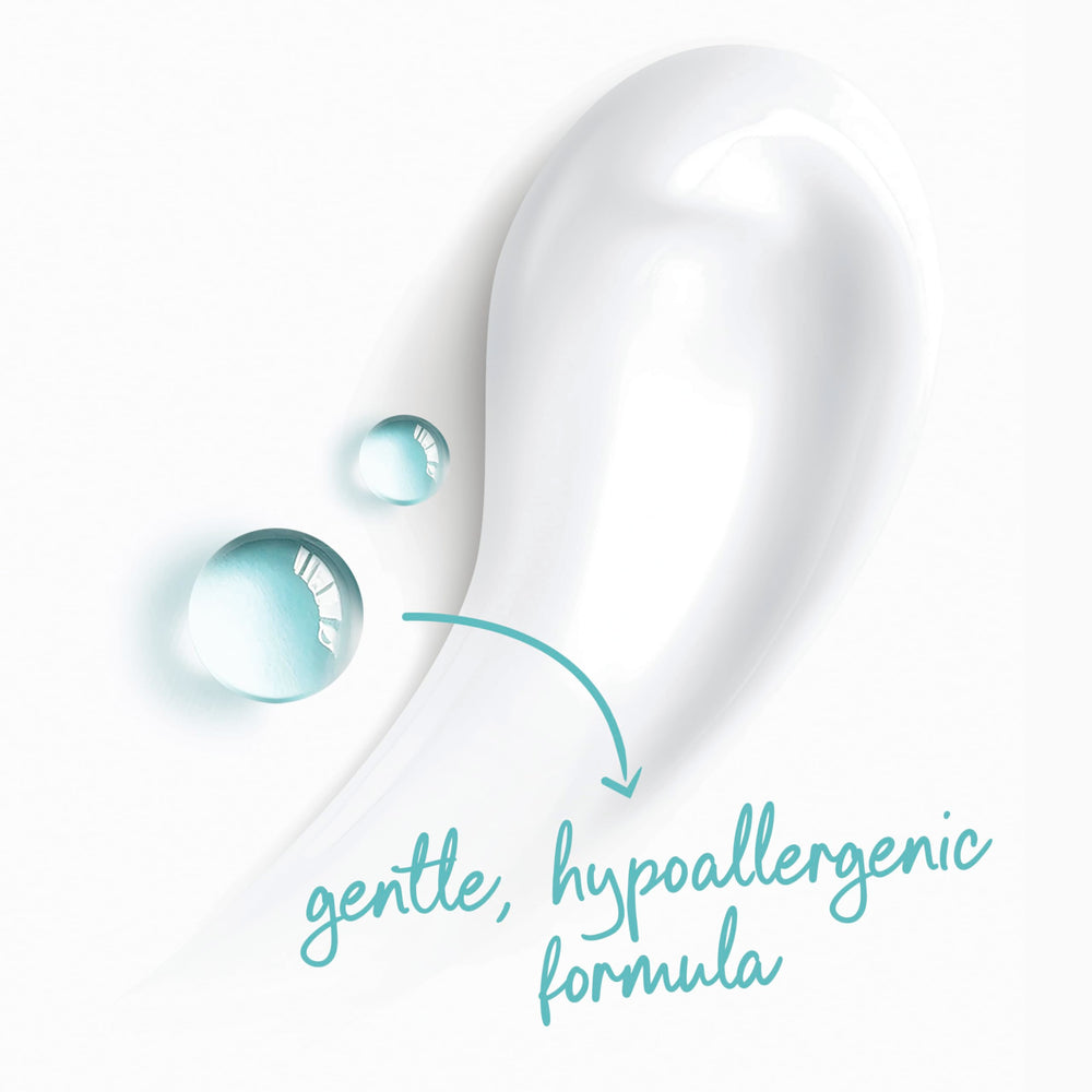 Dove lather on loofah demonstration showing rich, gentle foam that hydrates skin