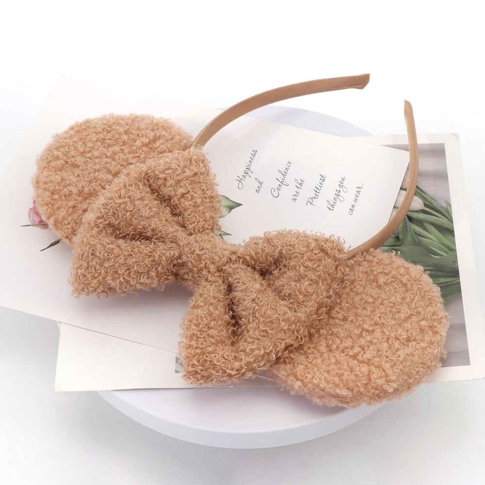 DRESHOW flat-lay preparing headbands for travel and gentle care