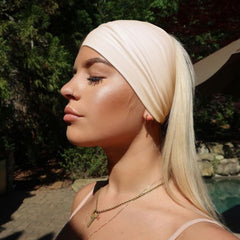 DRESHOW knotted front detail showing stylish turban knot for vintage-inspired flair