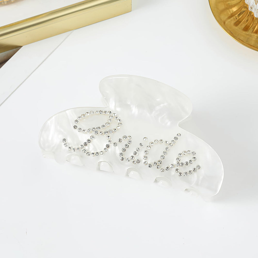DUOJINSANXI worn in half-up bridal hairstyle for polished look
