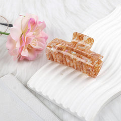 Ecuupas single-piece clip with simple packaging ready to gift