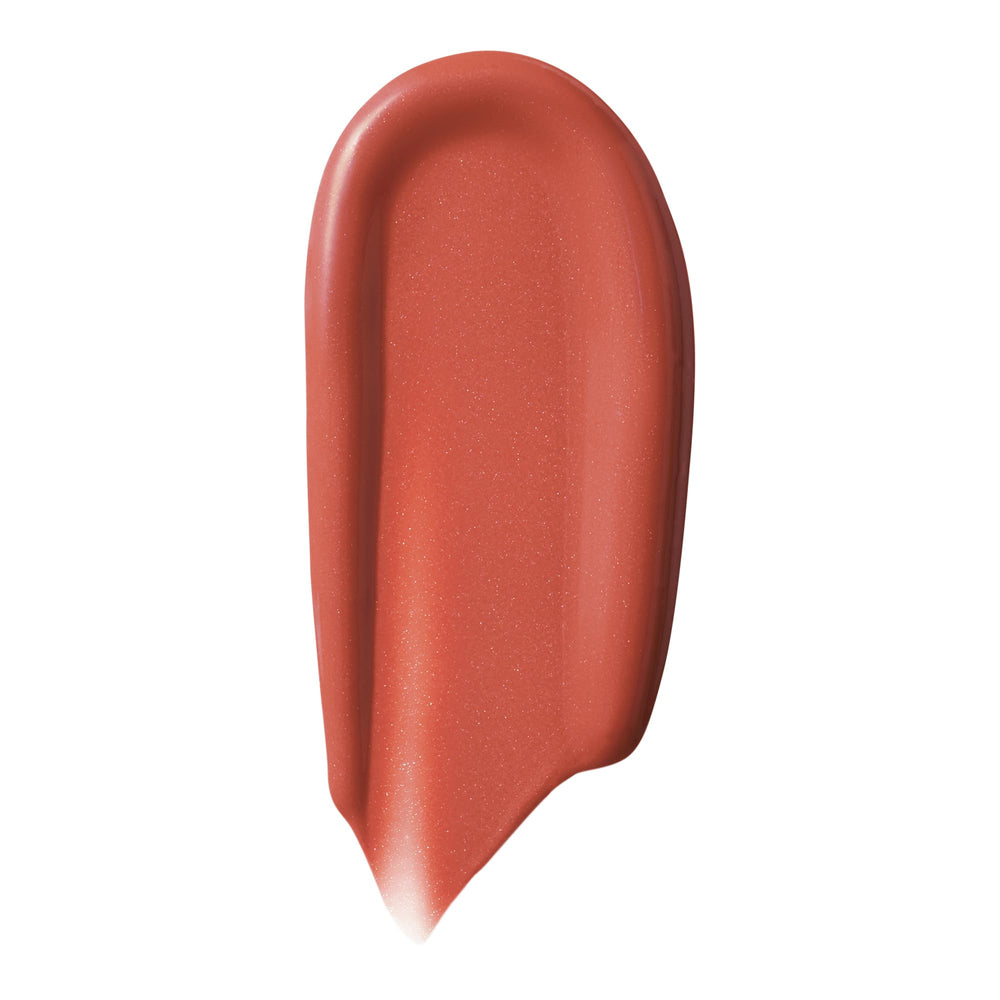 e.l.f. applicator close-up highlighting grooved tip for controlled application