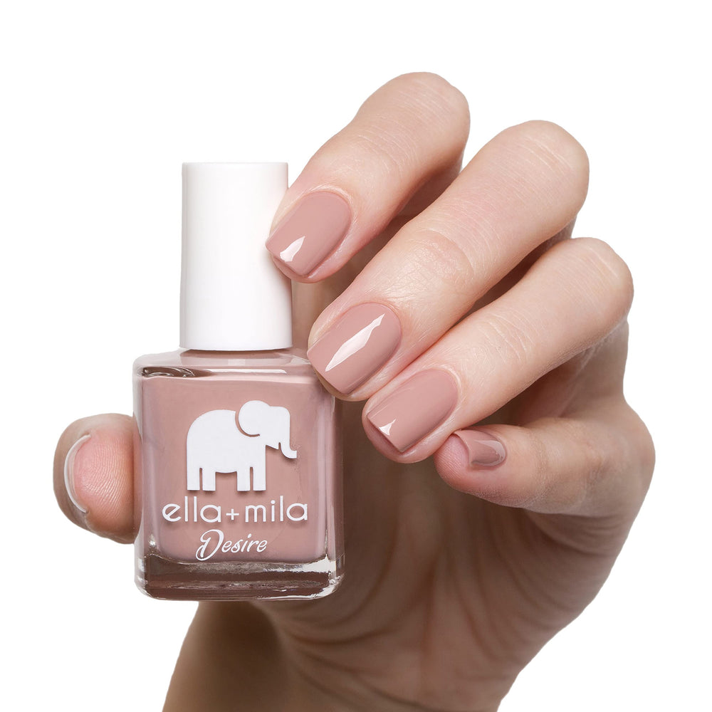 ella+mila cap and label close-up highlighting brand and ingredient transparency