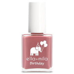 ella+mila brush close-up demonstrating smooth even application