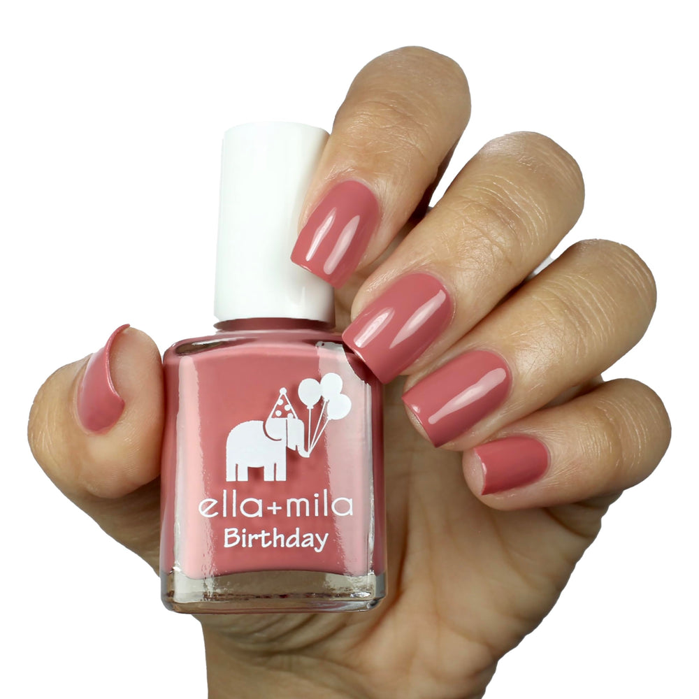 ella+mila glossy top coat texture close-up showing high shine
