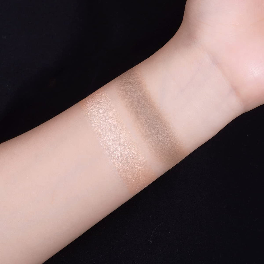 ELLESY brush and powder texture closeup showing silky finish and easy blending