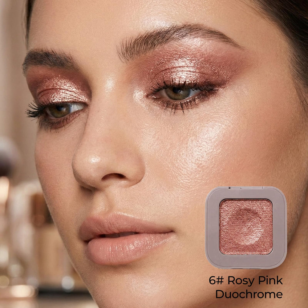 Enfuntins close-up texture reveals ultra-fine glitter for smooth buildable application