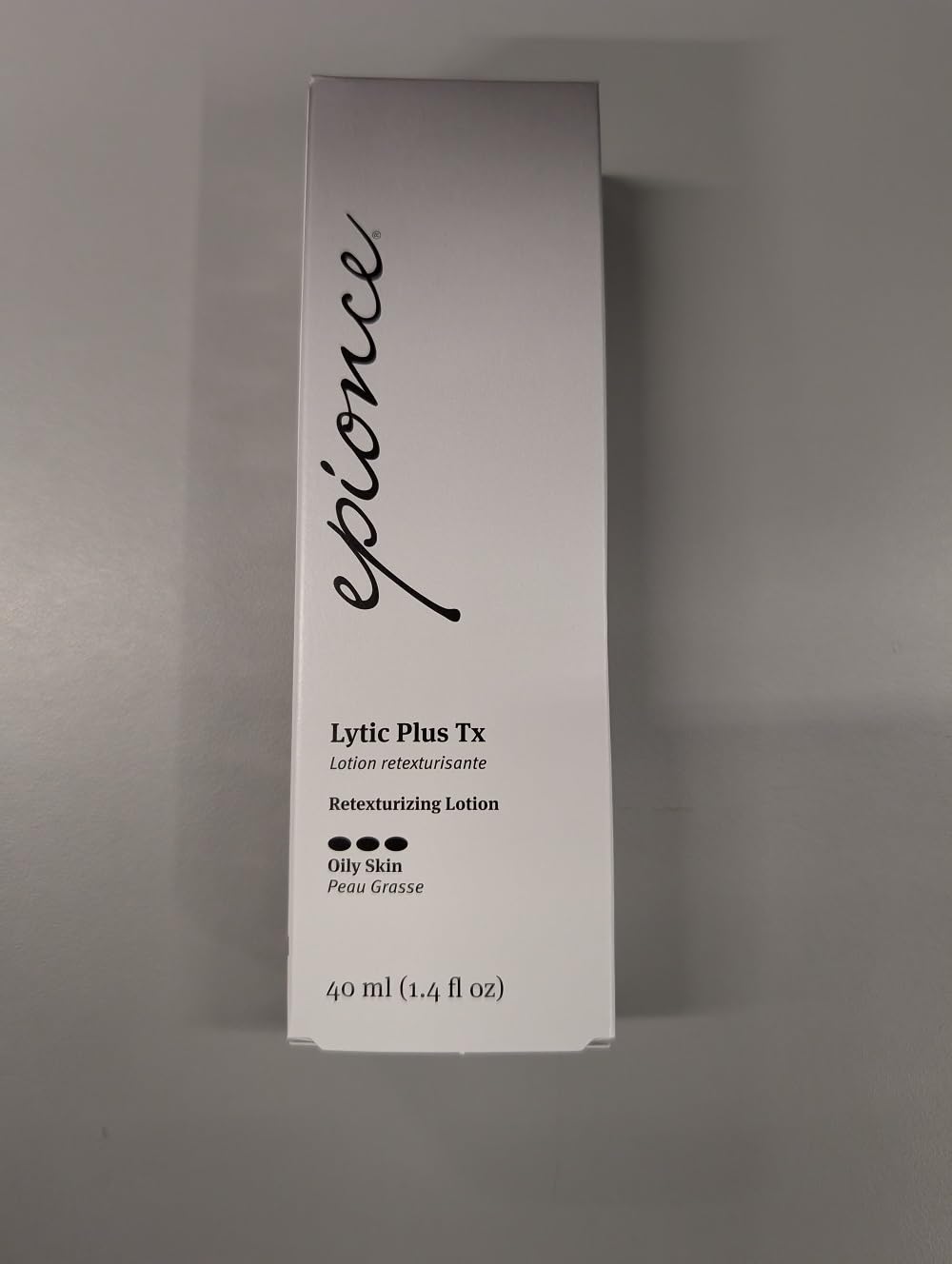Epionce Lytic Tx ingredient focus showing salicylic and azelaic for pore clarity