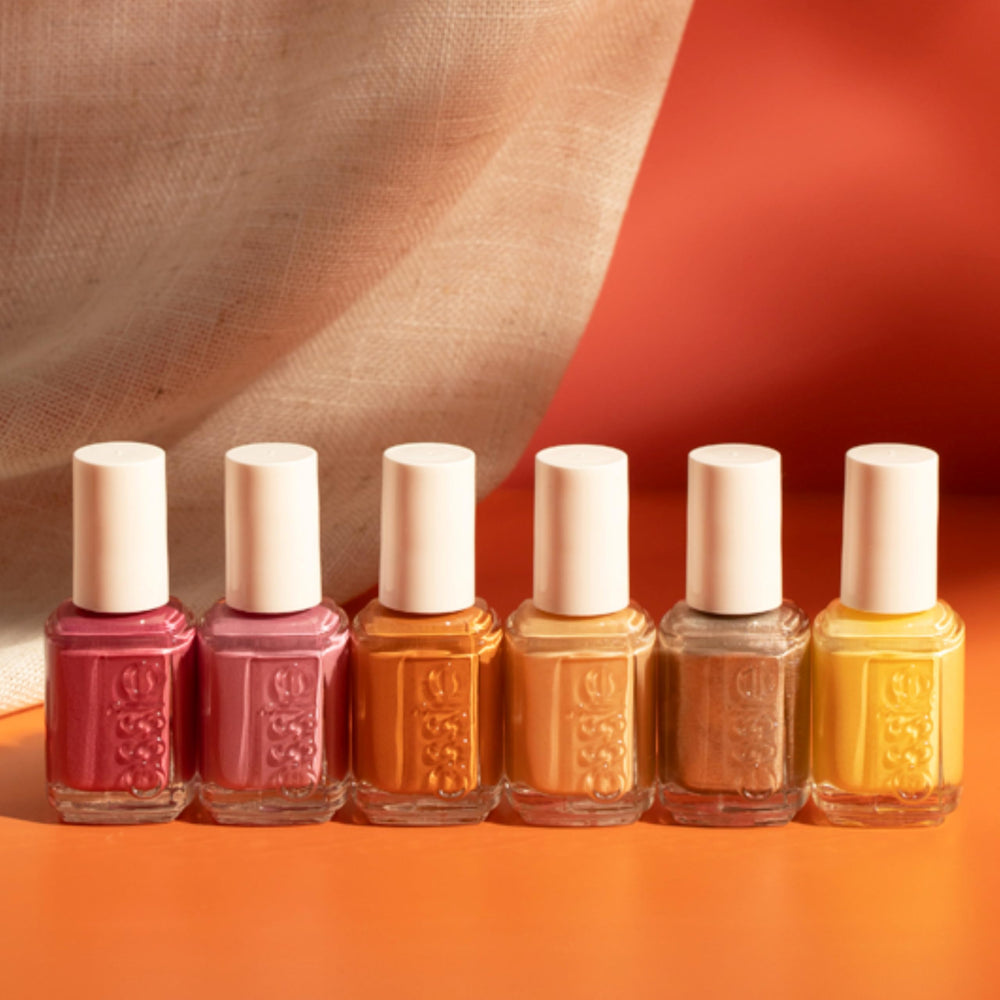 essie close-up of cream finish highlighting even coverage and salon look benefit