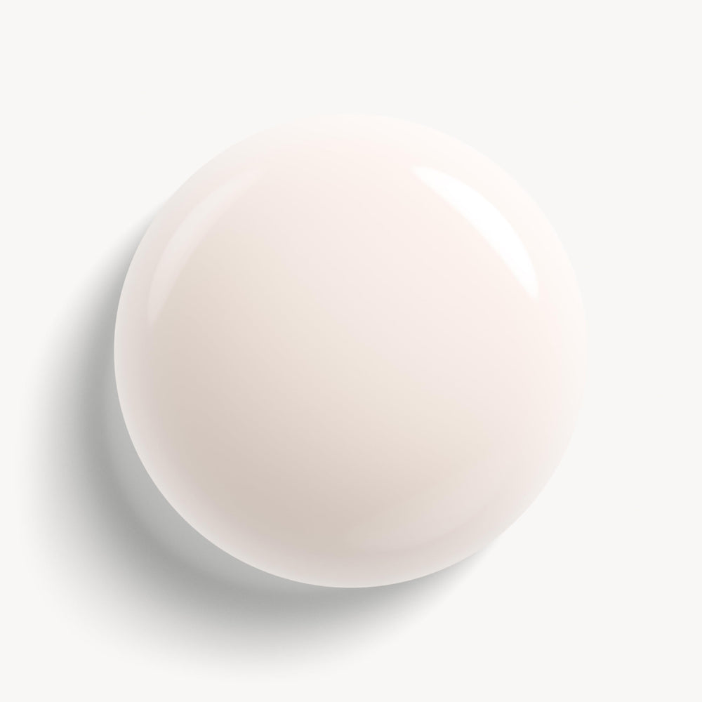 essie brush applying a precise stroke demonstrating smooth coverage benefit